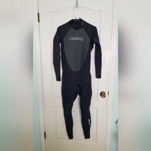 O'Neill wetsuit medium